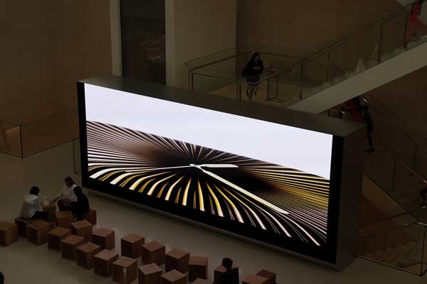Pantalla LED indoor en espacio interior